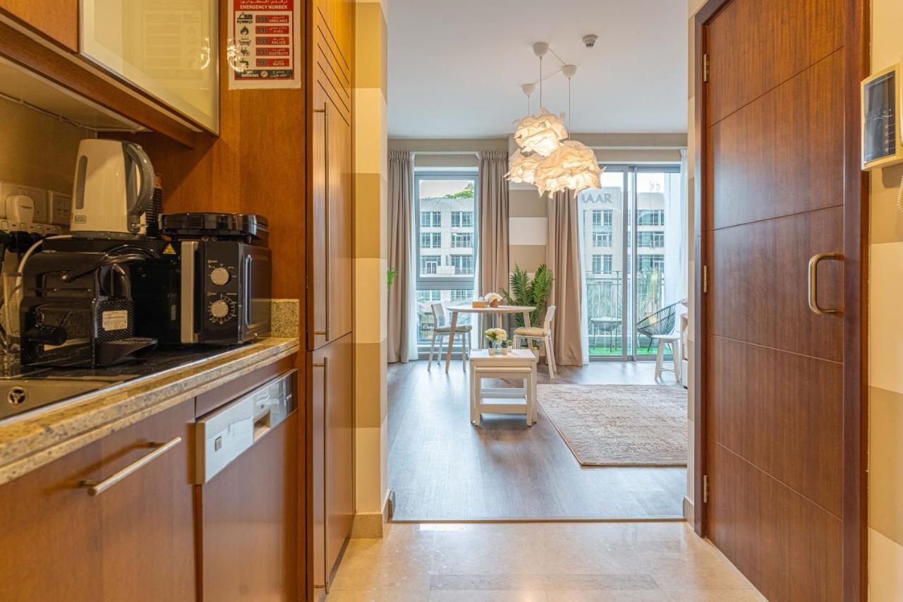 First Class Studio With Dubai Downtown Boulevard View Apartment Ngoại thất bức ảnh